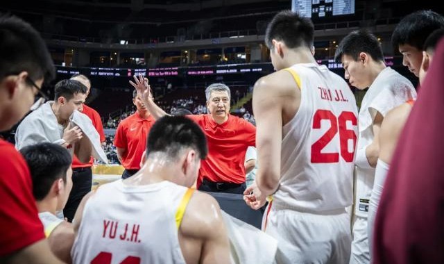 开云-【观察】中国男篮用最血性的方式撕开黎明前的黑暗