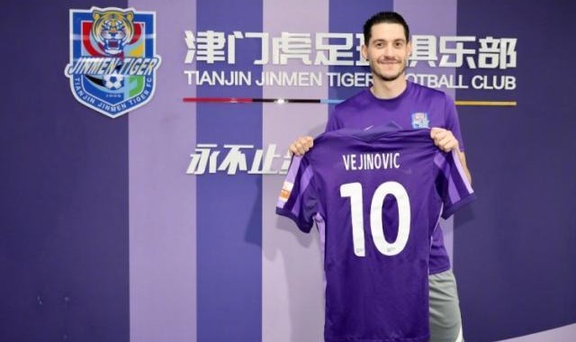 开云官网-天津新援：10月足协杯将登场 会努力让球迷记住我