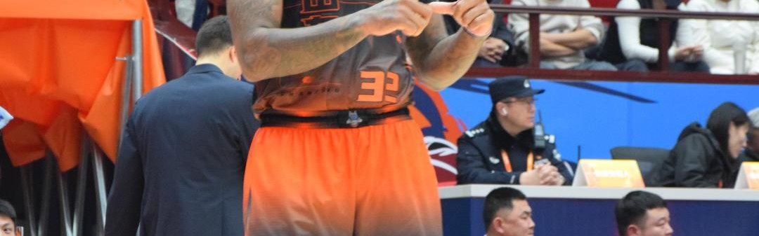 开云体育官网-邱彪遇旧主！16日晚迎战浙江，高速男篮剑指三连胜