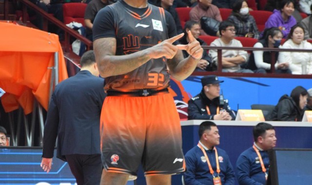 开云体育官网-邱彪遇旧主！16日晚迎战浙江，高速男篮剑指三连胜